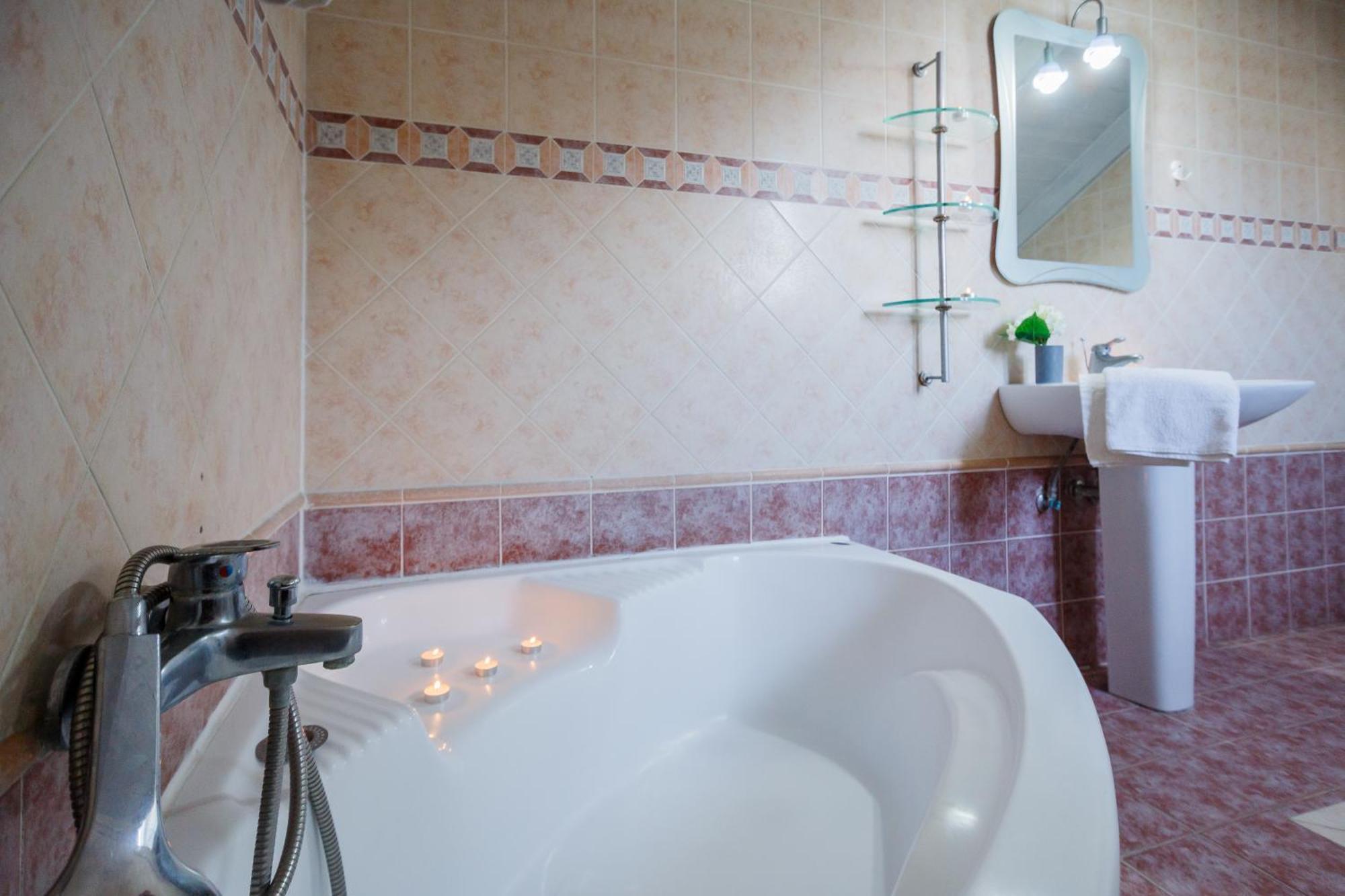 אליקאנאס Tonias Houses - Thea House And Vrachos Attic Appartment מראה חיצוני תמונה